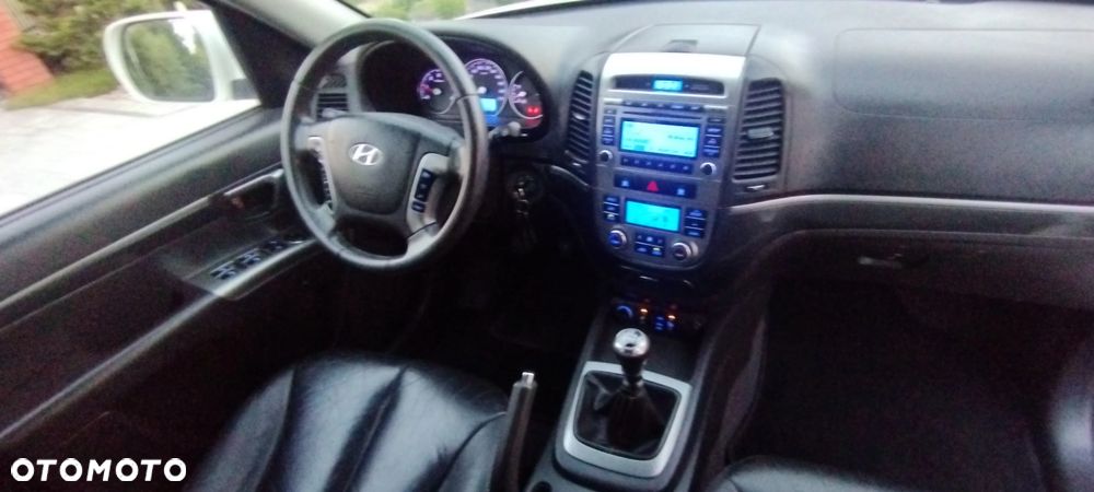 Hyundai Santa Fe 2.0 CRDI Premium - 9
