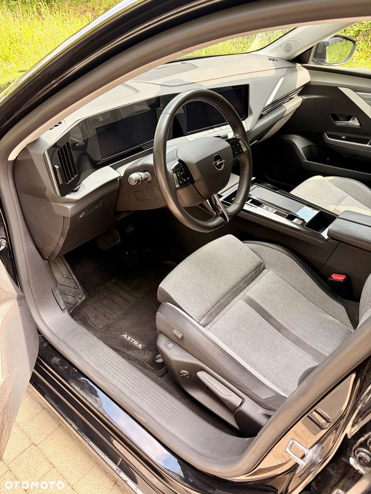 Opel Astra 1.2 T Elegance S&S - 8