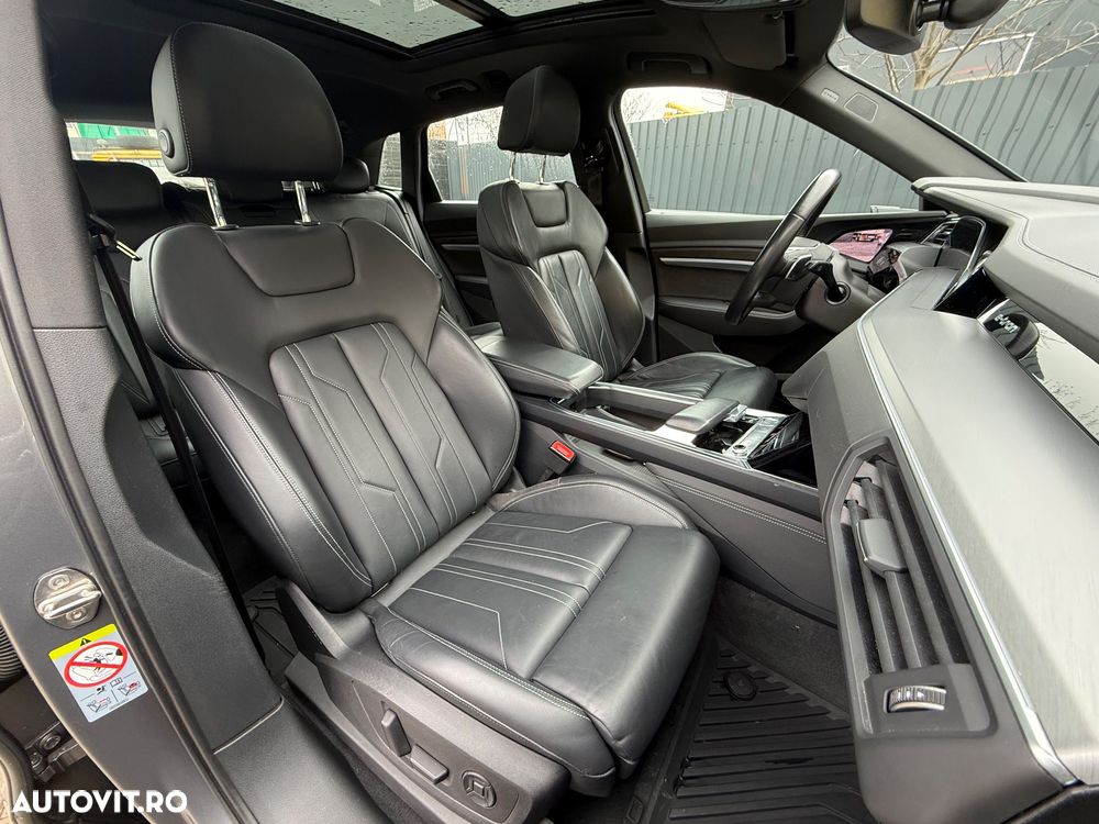 Audi e-tron 55 quattro - 8