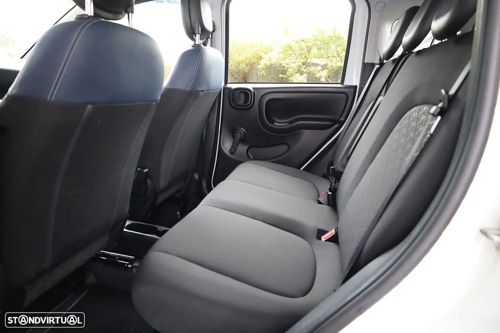 Fiat Panda 1.0 Hybrid City Cross - 29