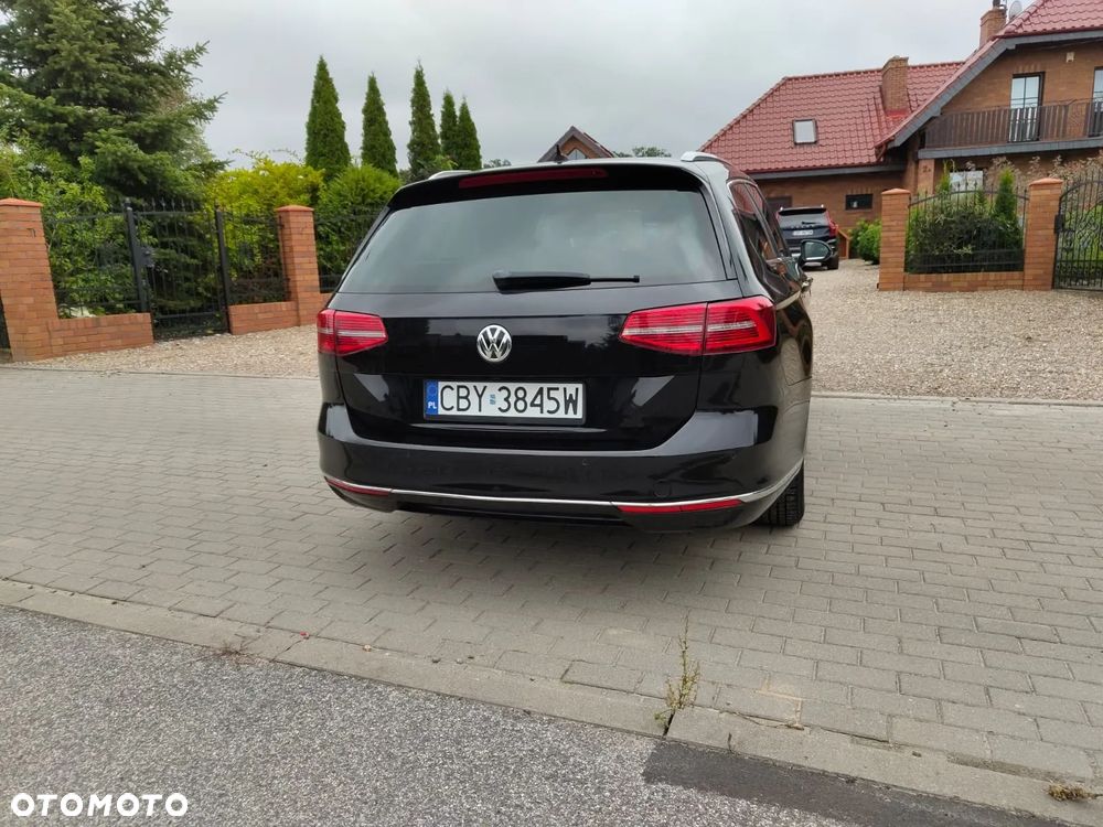 Volkswagen Passat Variant 2.0 TDI SCR DSG Highline - 21