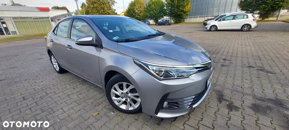 Toyota Corolla - 8