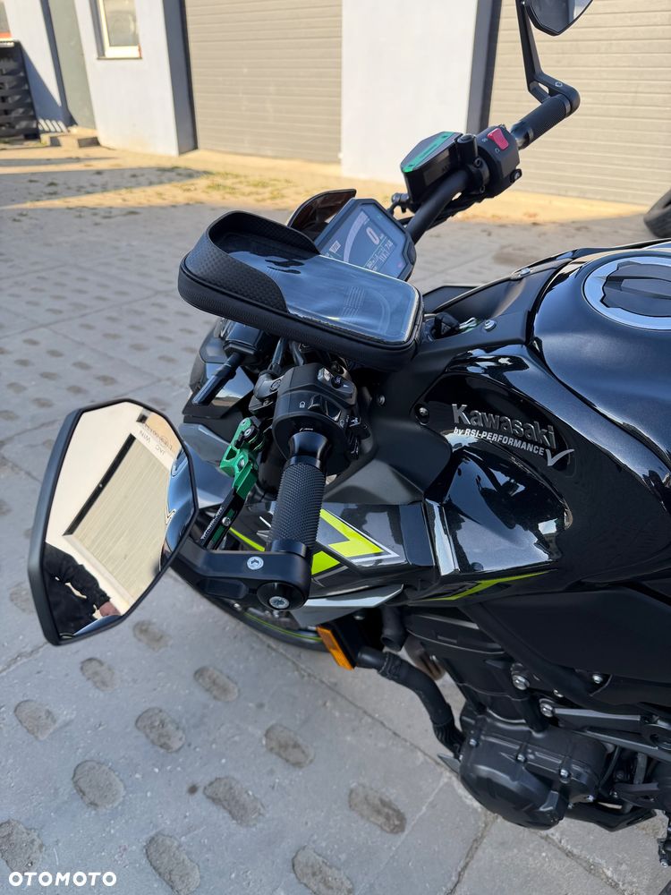 Kawasaki Z 900 - 6