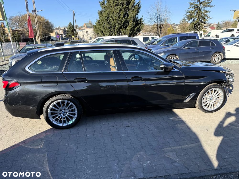 BMW Seria 5 530d xDrive Luxury Line - 4