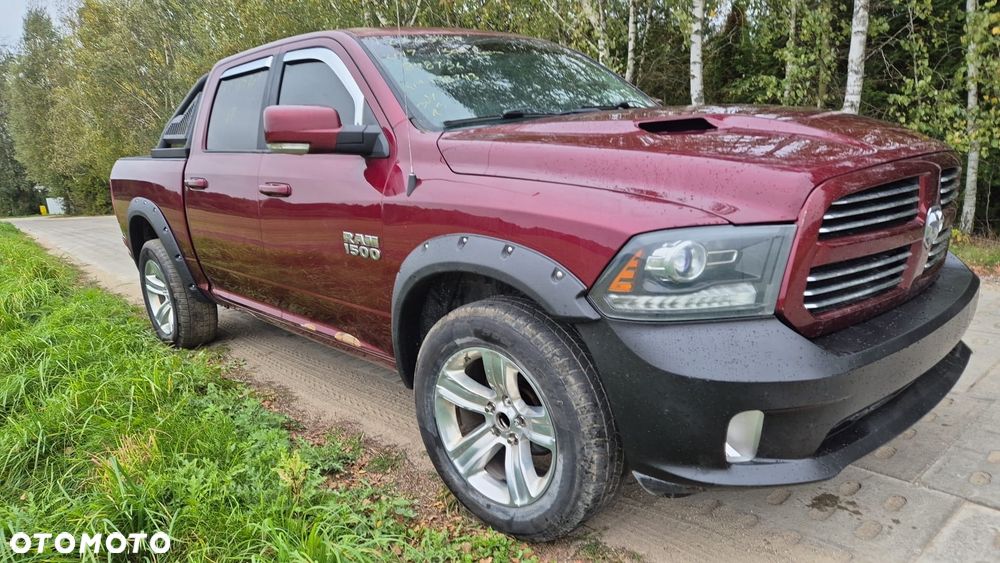 Dodge RAM 1500 5.7 4x4 - 7