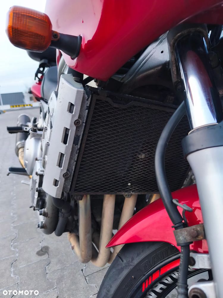 Yamaha FZS - 13