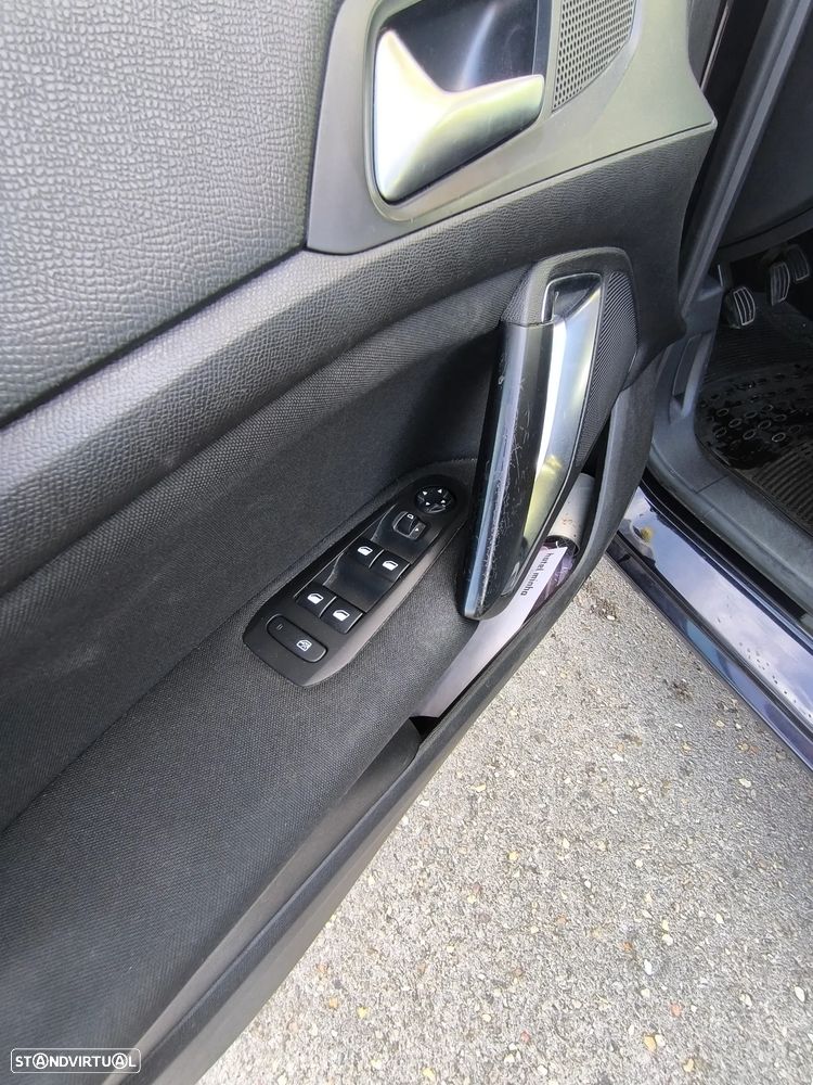Peugeot 308 SW - 10