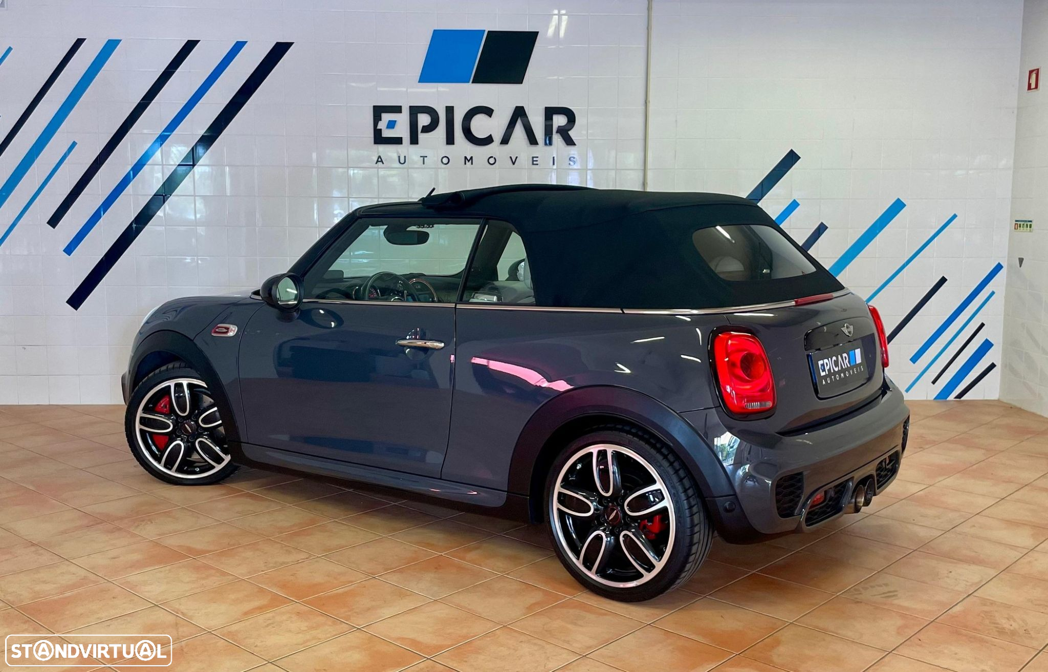 MINI Cabrio John Cooper Works Aut. - 11