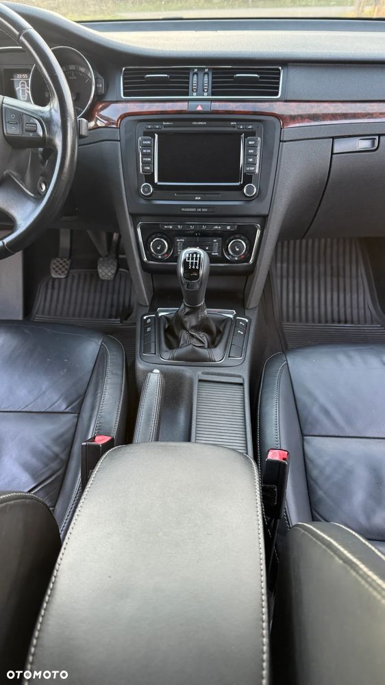 Skoda Superb 2.0 TDI Exclusive - 15