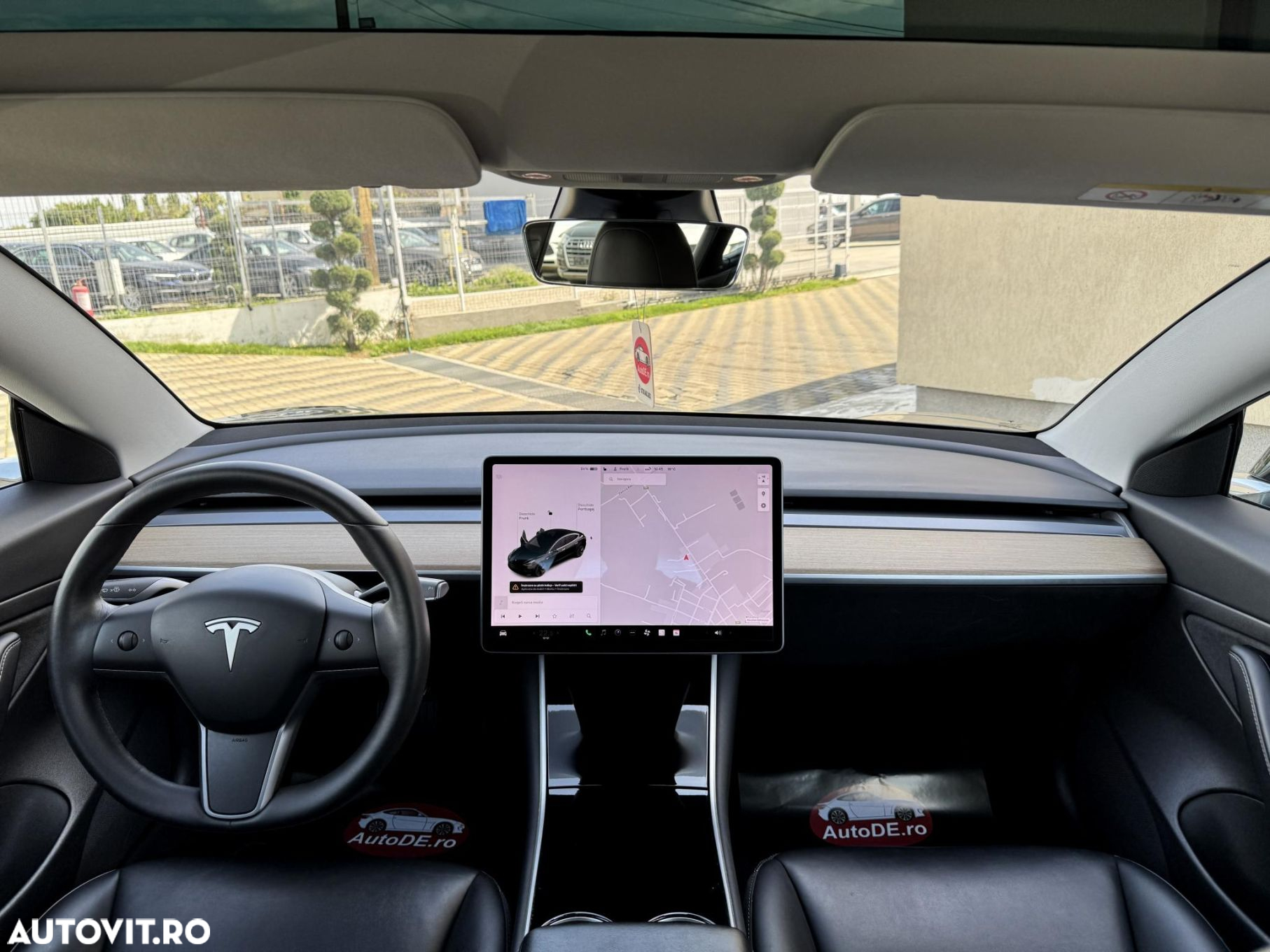 Tesla Model 3 Standard Reichweite Plus Hinterradantrieb - 10