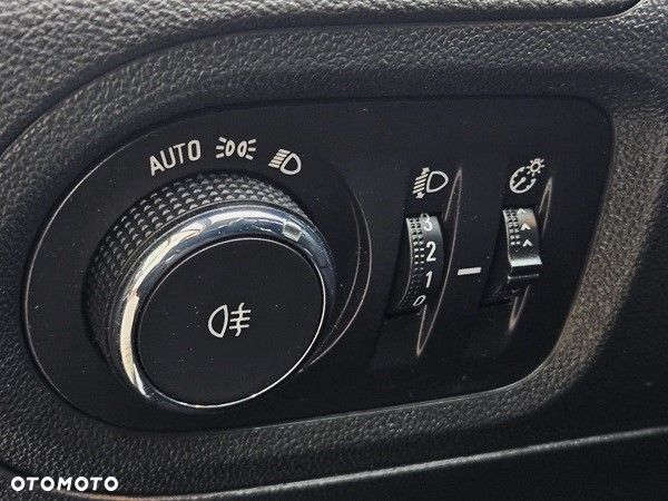 Opel Grandland X - 15