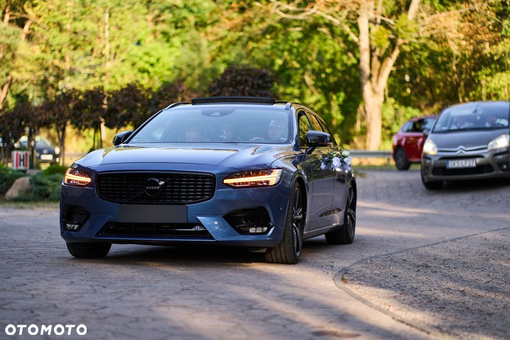 Volvo V90 D4 R-Design - 2