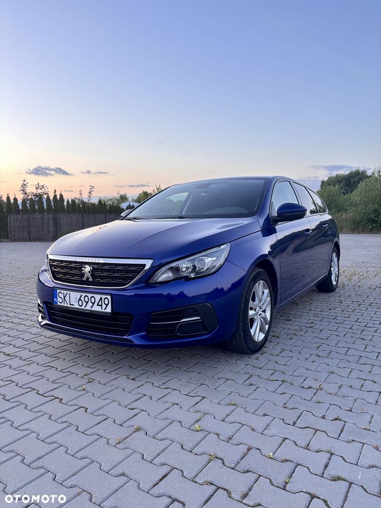 Peugeot 308 - 1