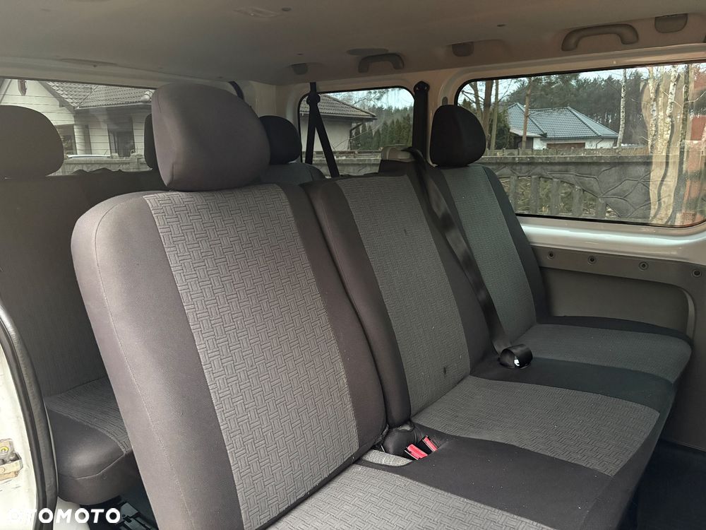 Renault Trafic - 15