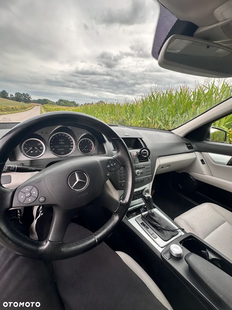 Mercedes-Benz Klasa C - 12