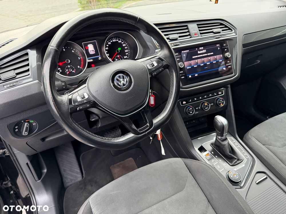 Volkswagen Tiguan 2.0 TDI SCR (BlueMotion Technology) DSG Highline - 25
