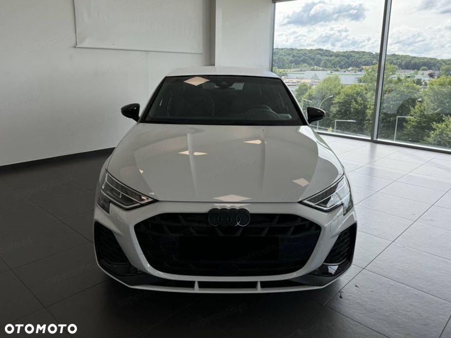 Audi A3 Limousine 35 TFSI mHEV S Line S tronic - 4