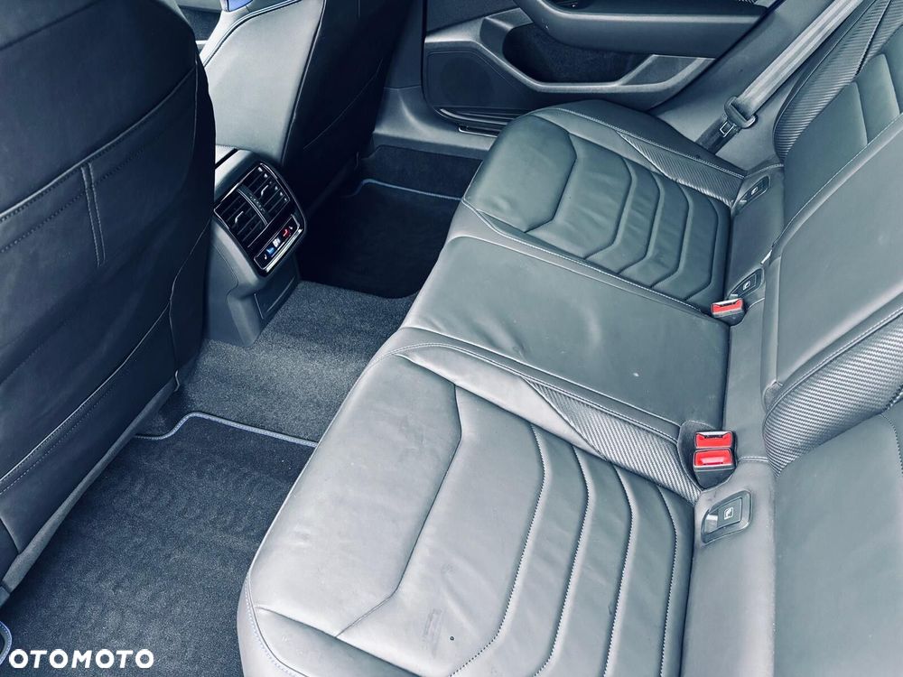 Volkswagen Arteon 2.0 TSI 4Motion R DSG - 19