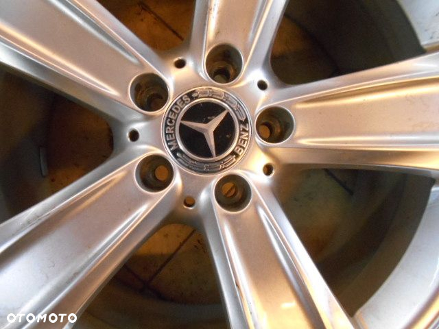 koła mercedes glc 18 8j et38 z oponami 235/60r18 pirelli scorpion winter  5mm a2534012100 - 9