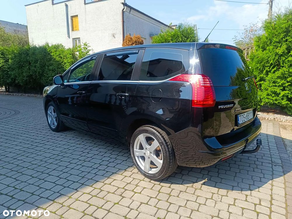 Peugeot 5008 1.6 THP Family 7os - 10