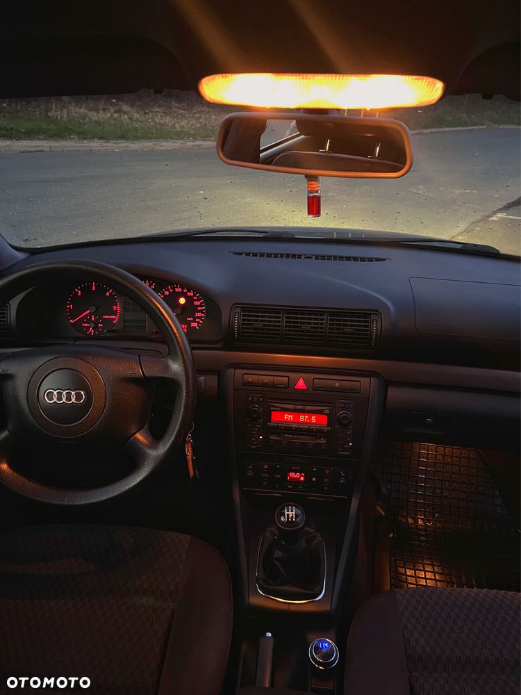 Audi A4 Avant - 2