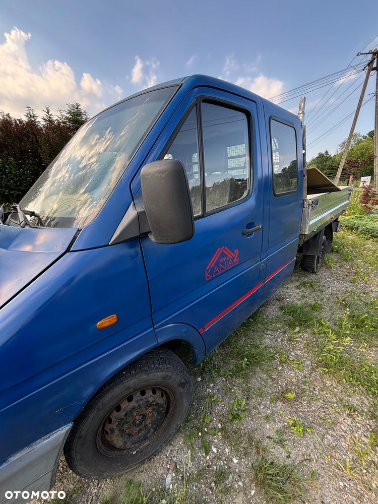 Mercedes-Benz Sprinter - 13
