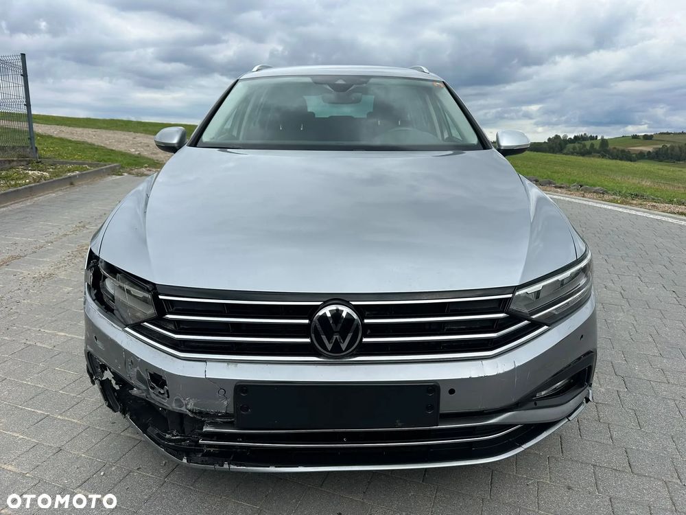 Volkswagen Passat 2.0 TDI SCR DSG Business - 2