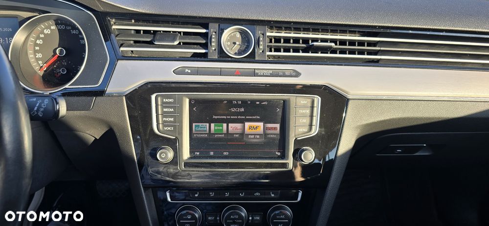 Volkswagen Passat Variant - 10