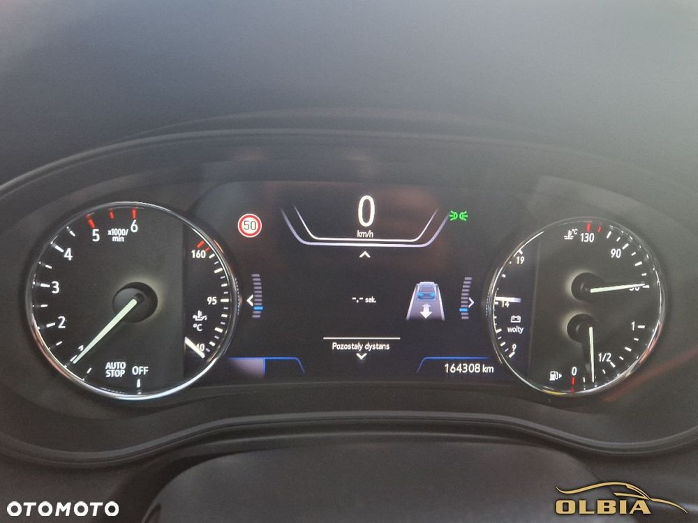 Opel Insignia - 32