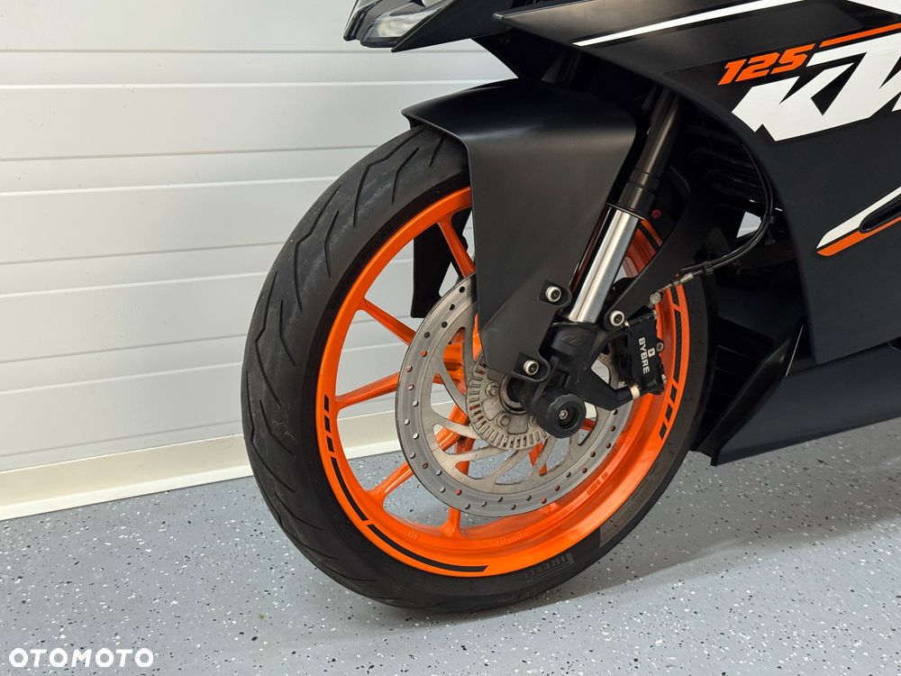 KTM RC 125 - 19