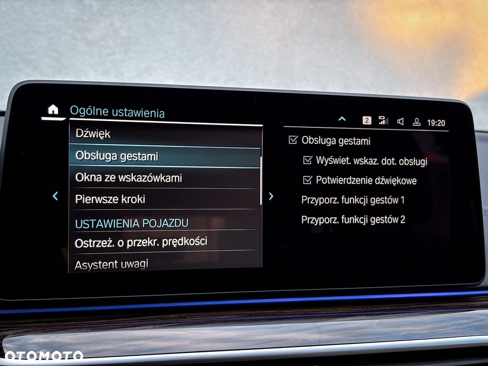 BMW Seria 5 520d xDrive Luxury Line - 32