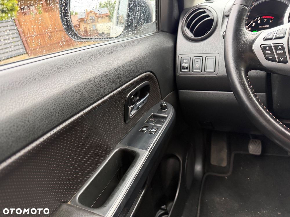 Suzuki Grand Vitara 1.6 Black&White - 30