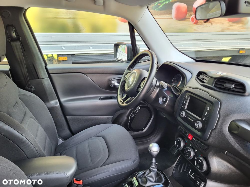 Jeep Renegade 1.6 E-torQ Night Eagle - 31