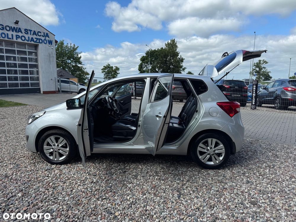 Hyundai ix20 - 19