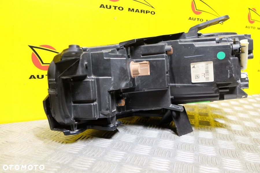 CHRYSLER PACIFICA 2021- REFLEKTOR LAMPA LED R USA - 7