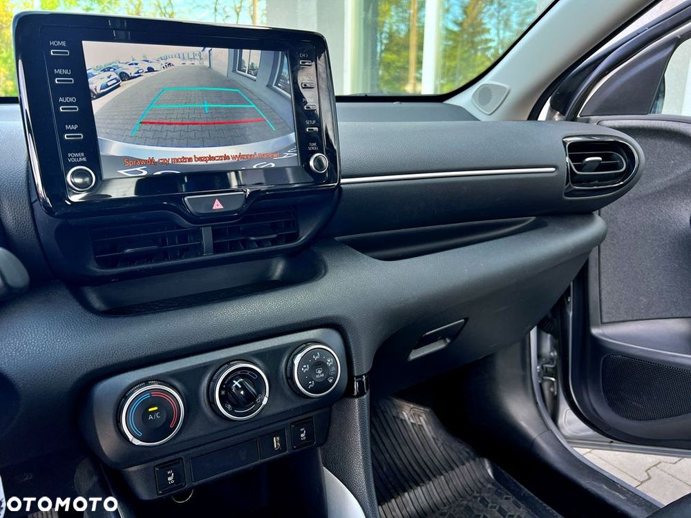 Toyota Yaris - 11