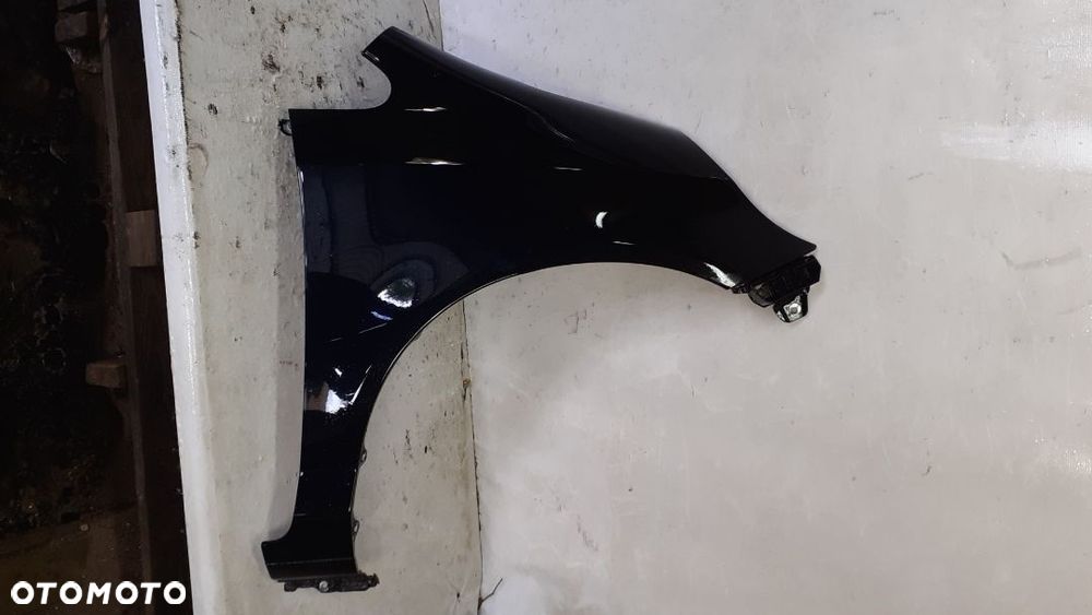 * BŁOTNIK PRAWY PRZÓD JAZZ  LIFT  B92P CZARNY