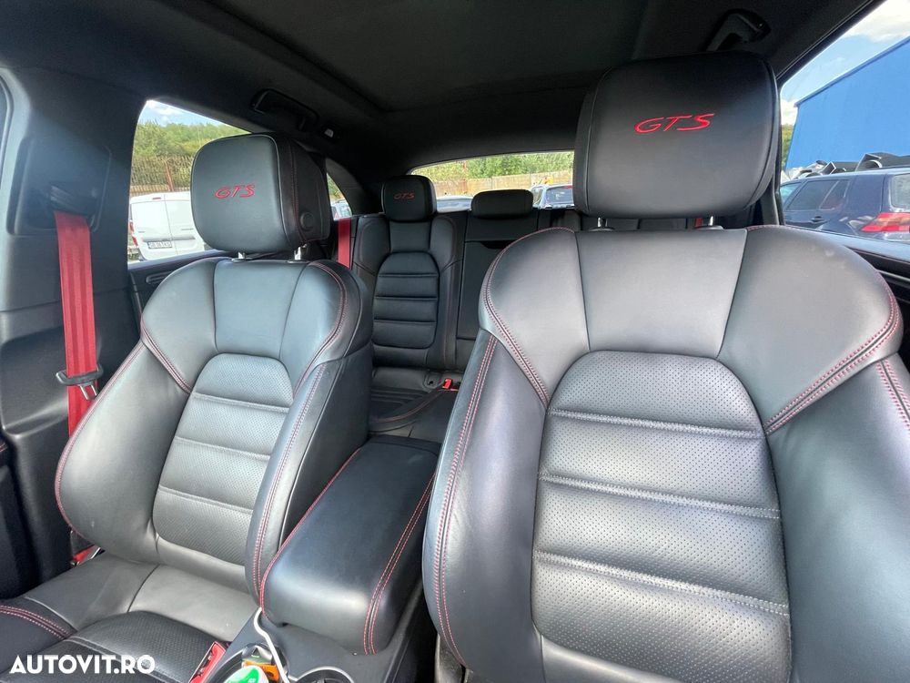 Porsche Macan - 7