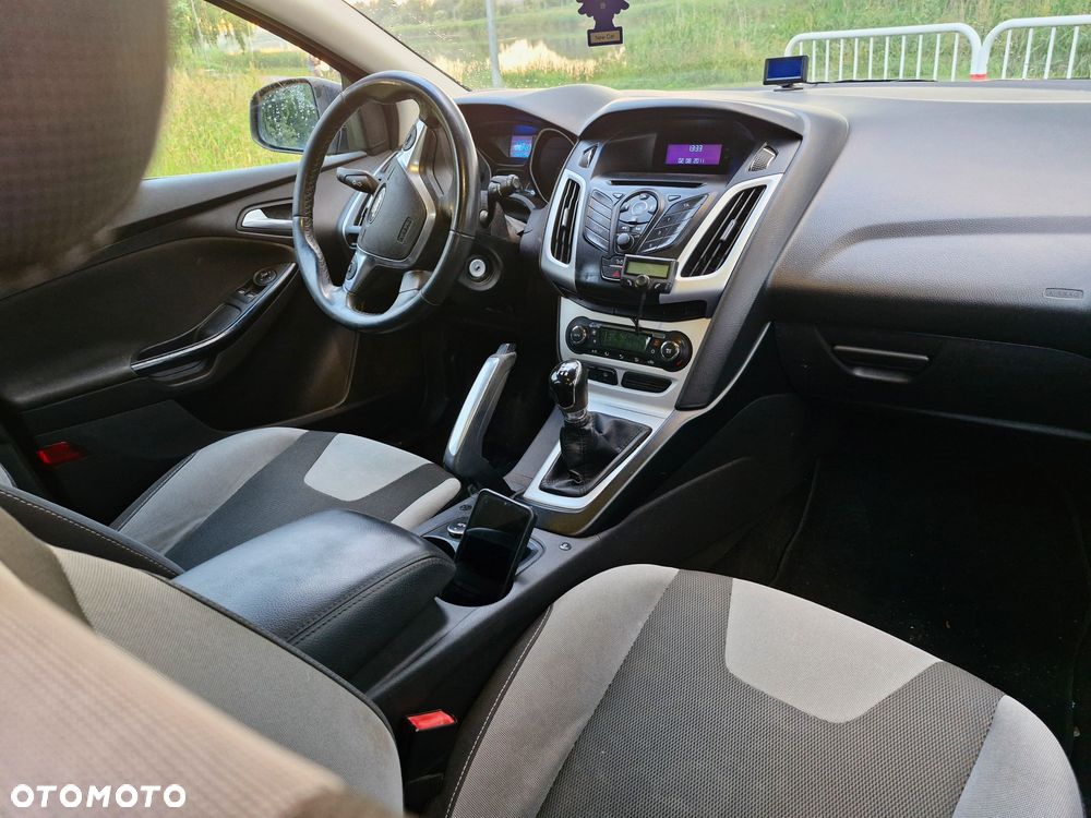 Ford Focus - 8