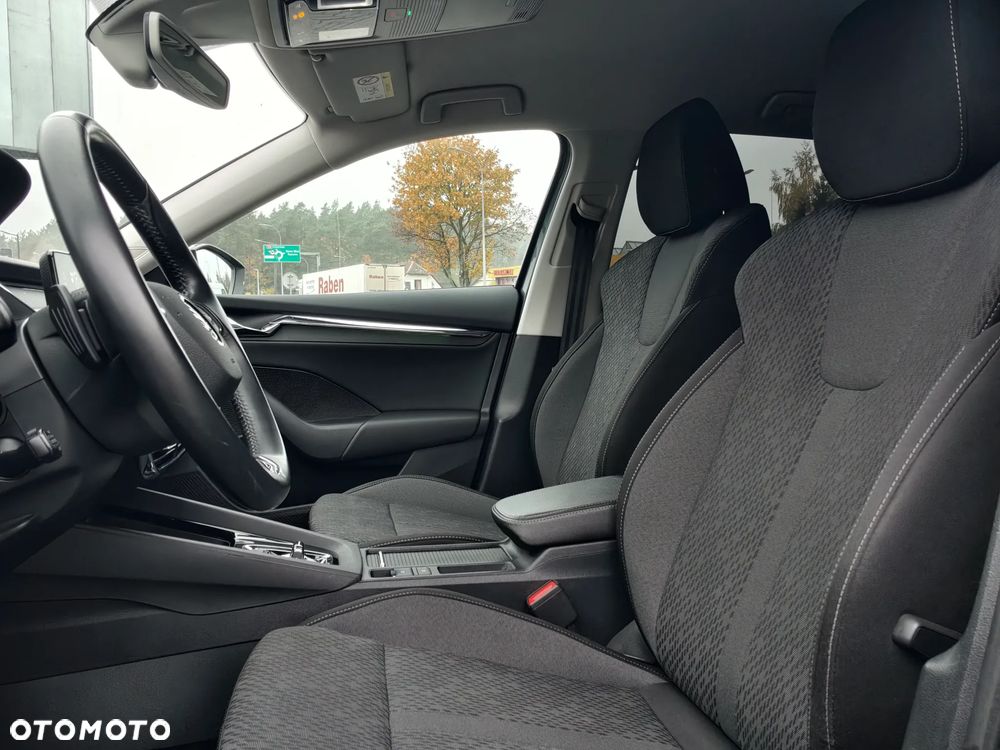 Skoda Octavia 2.0 TDI Style DSG - 8