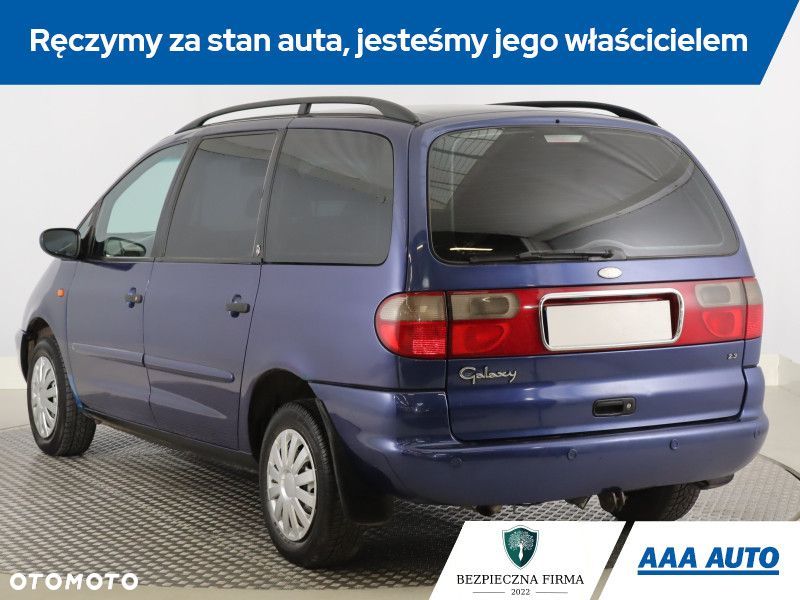 Ford Galaxy - 5