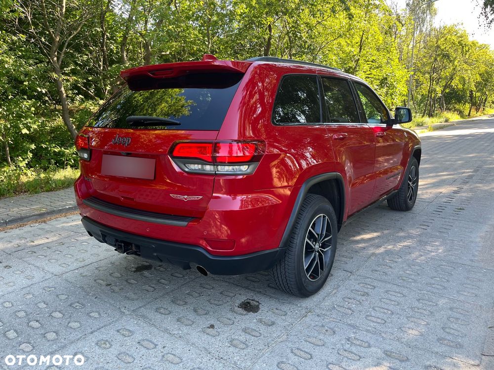Jeep Grand Cherokee - 3
