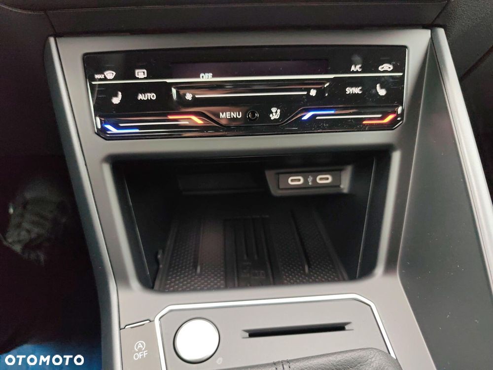 Volkswagen Taigo 1.5 TSI ACT R-Line Plus DSG - 17