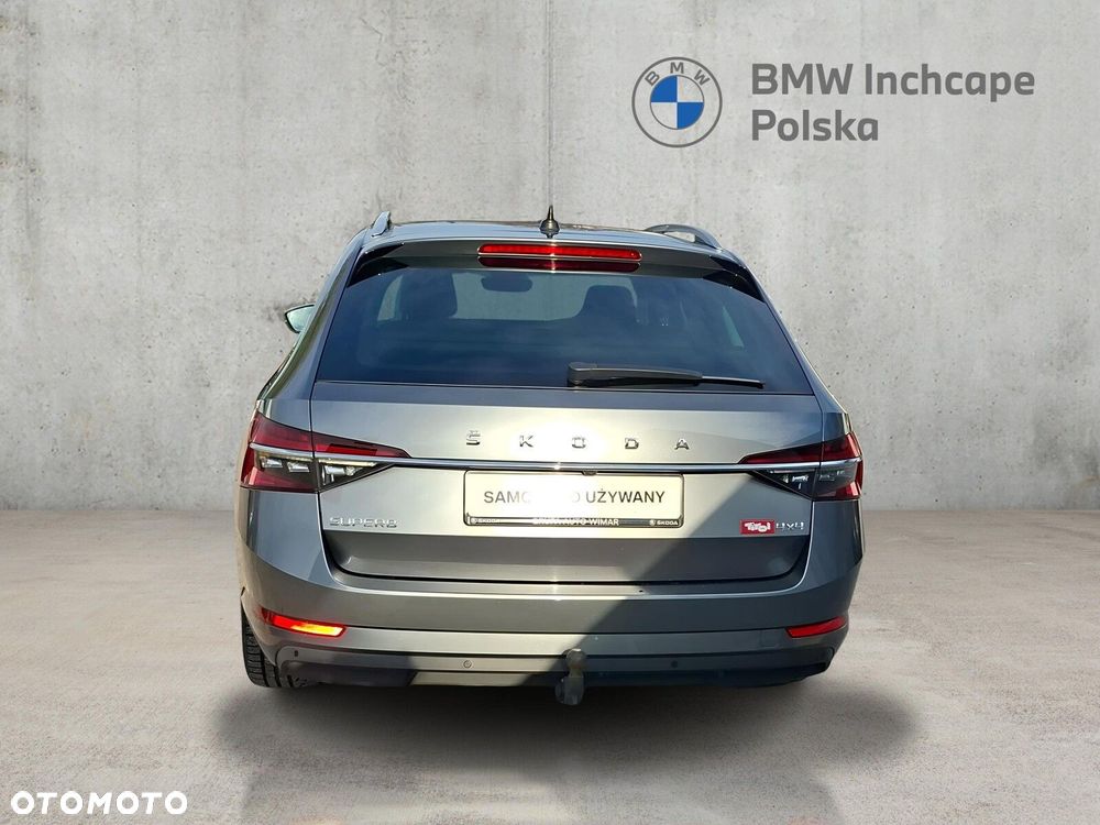 Skoda Superb 2.0 TDI SCR 4x4 Style DSG - 4