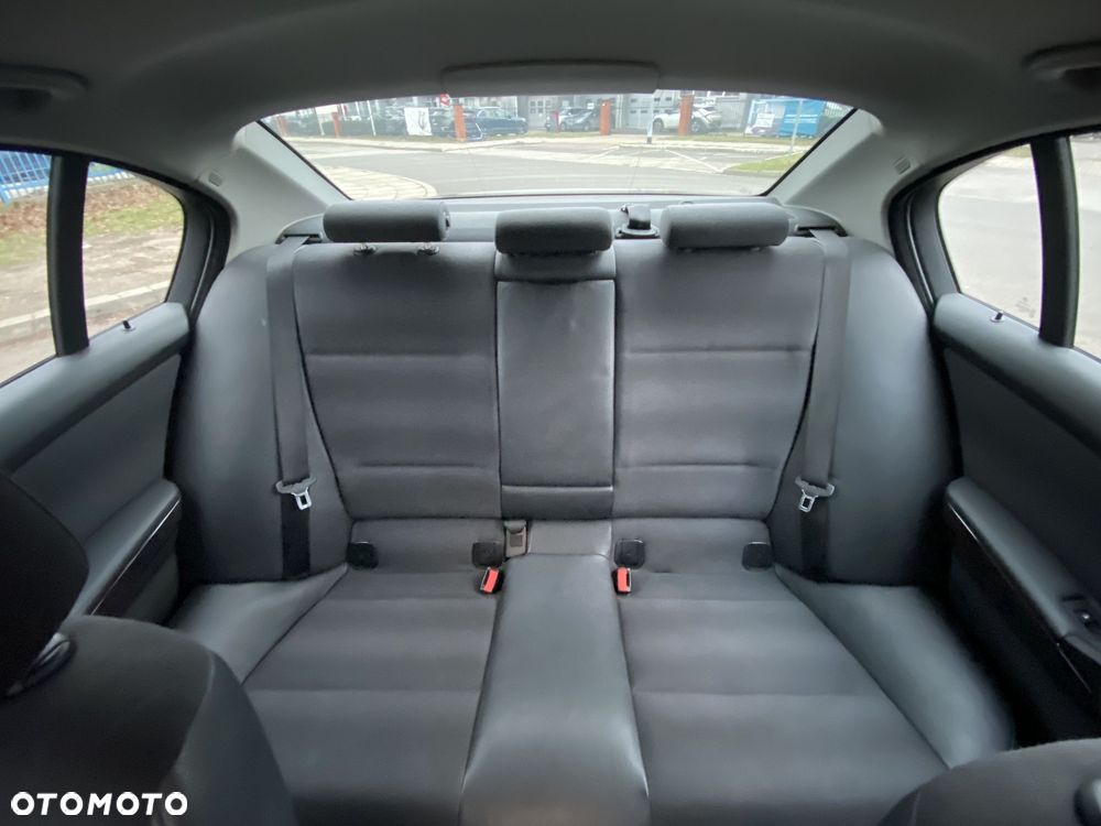 BMW Seria 3 - 15