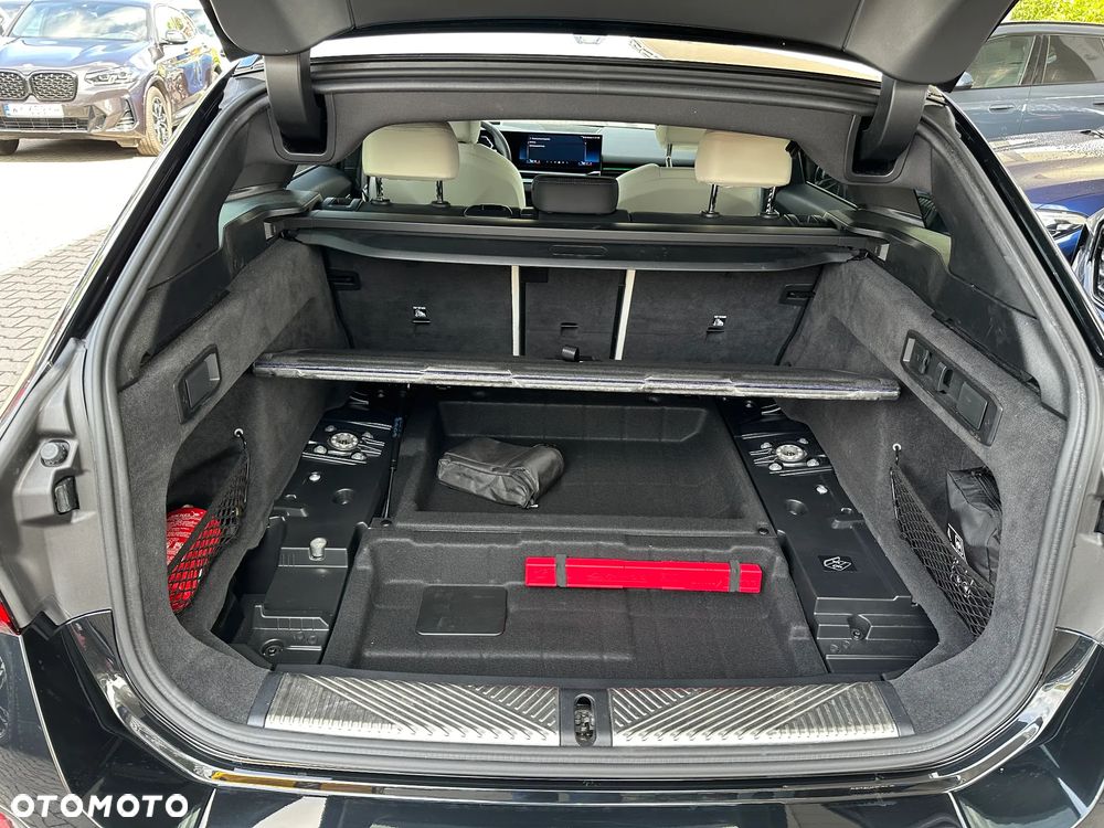 BMW Seria 5 - 24