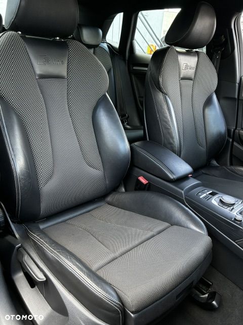 Audi A3 Sportback 1.4 TFSI g-tron S tronic S line Sportpaket - 17