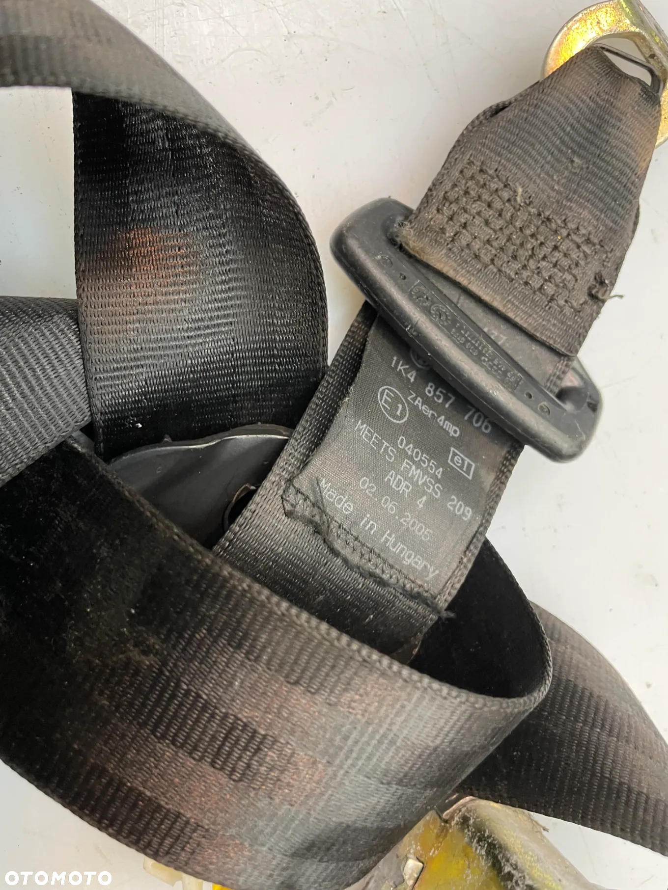 Pas bezpieczeństwa prawy przód vw Golf V 5D 1K4857706 - 2