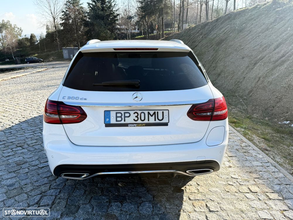 Mercedes-Benz C 300 h AMG Line - 5