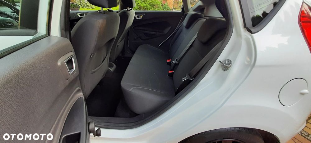 Ford Fiesta - 21